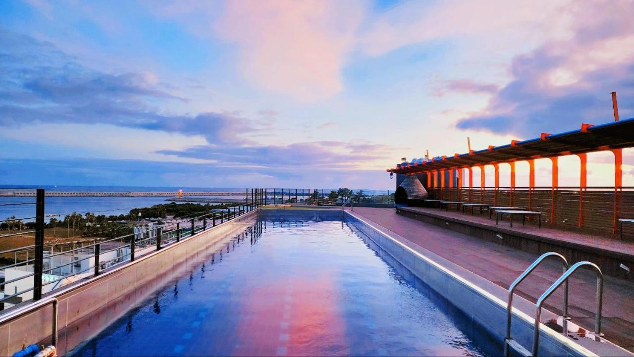 Gladsheim Hotel Seogwipo Dış mekan fotoğraf