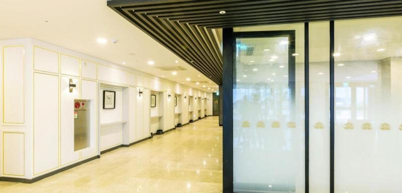 Gladsheim Hotel Seogwipo Dış mekan fotoğraf