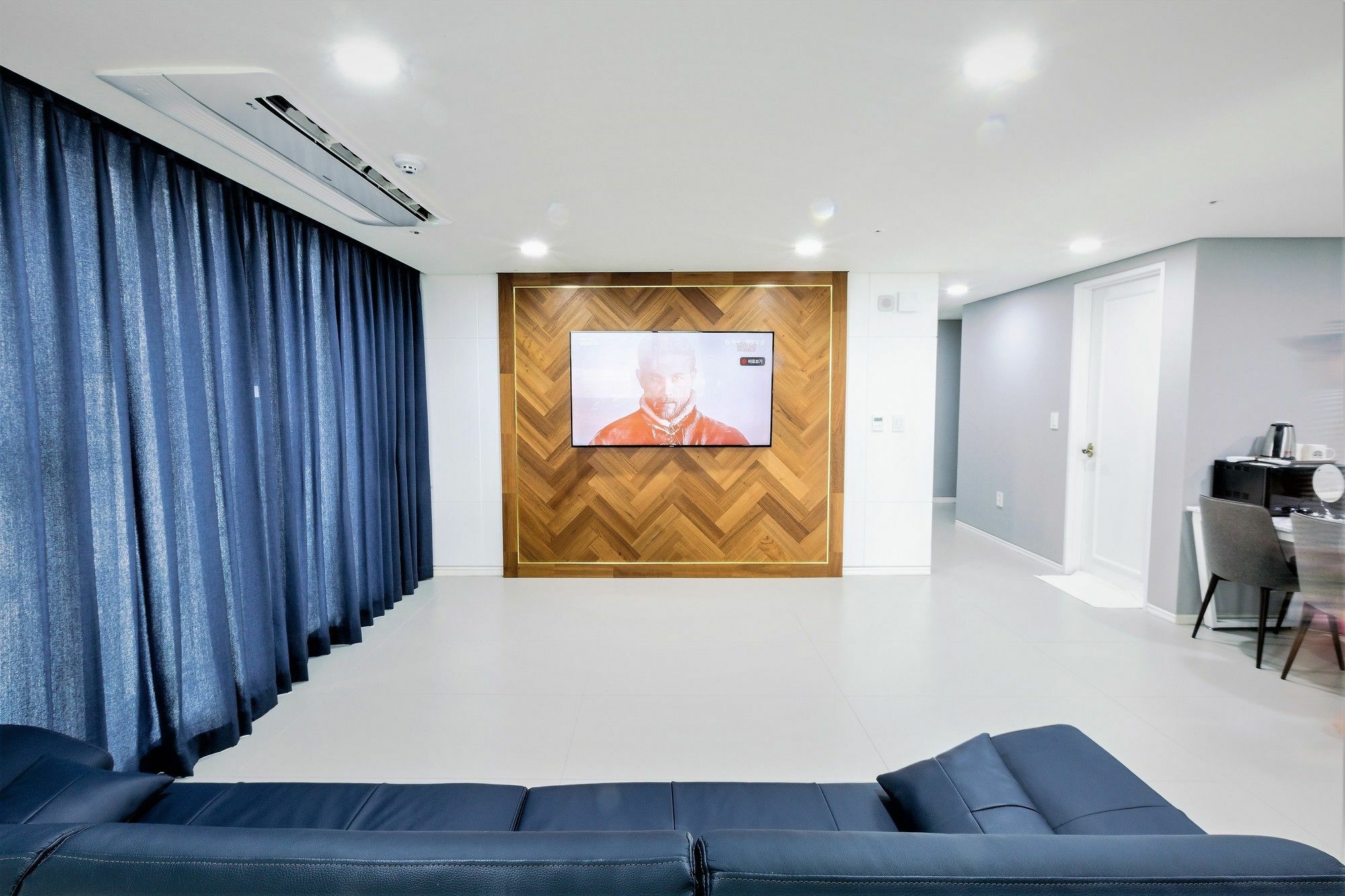 Gladsheim Hotel Seogwipo Dış mekan fotoğraf